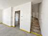 Villa in vendita con giardino a Marino - 05, Interno in ristrutturazione con scala grezza.png