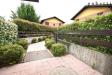 Appartamento bilocale in vendita con box a Robecco sul Naviglio - 02, 2 ingresso condominiale.jpg
