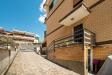 Appartamento in vendita a Roma in via giovanni paolo maggini 182 - 04, TRILOCALE IN VENDITA CON TERRAZZO IN ZONA SELVA NE
