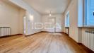 Villa in vendita con giardino a Pietrasanta in viale apua - 09
