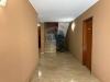 Appartamento in vendita con box a Legnano in via barbara melzi 135 - 06, Hall / corridoio