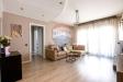 Appartamento in vendita con box a Villa Cortese in via solferino 28 - 05, Soggiorno
