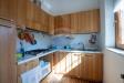 Casa indipendente in vendita con giardino a Legnano in via bainsizza 54 - 10, Cucina