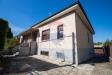 Casa indipendente in vendita con giardino a Legnano in via bainsizza 54 - 02, Casa all'aperto