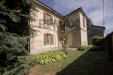 Villa in vendita con giardino a Gorla Minore in piazza san lorenzo 8 - 06, Casa all'aperto