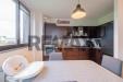 Appartamento in vendita con box a Cerro Maggiore in via carlo calvi 61a - 04, Cucina