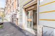 Negozio in vendita a Roma in via perugia 19 - 10, Edificio all'aperto