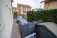 Casa indipendente in vendita con giardino a Beinasco - 06, Posti auto.JPG
