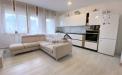Appartamento in vendita con box a Riccione in viale riace - 02, Foto 2
