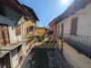 Casa indipendente in vendita con giardino a Anzola d'Ossola - 04, vista cortile dal terrazzo.jpg