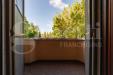 Appartamento bilocale in vendita con box a Milano - 07, BALCONE SOGGIORNO.jpg