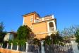 Villa in vendita con giardino a Martinsicuro in via galvani 11 - 05, Particolare della facciata ovest, con vista della