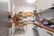Appartamento bilocale in vendita da ristrutturare a Milano in viale abruzzi 84 - 06, Cucina