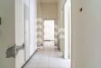 Appartamento in vendita a Milano in via pietro colletta 55 - 04, Corridoio