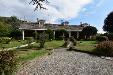 Villa in vendita a Coassolo Torinese in borgo case togliatti 1 - 02, prospetto priincipale con giardino
