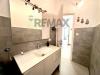 Appartamento bilocale in vendita a Savona in via maria solari 5 - 07, Bagno