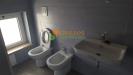 Appartamento bilocale in vendita con box a Campobasso in zona cese - 06, bagno