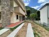 Appartamento in vendita con giardino a Bagni di Lucca in via lima snc - 10, Edificio all'aperto