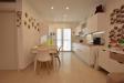 Villa in vendita con giardino a Vecchiano in via delle cave - 06, Soggiorno con angolo cottura