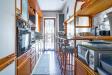 Appartamento in vendita con box a Garbagnate Milanese in via milano 125 - 09, Cucina