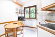 Casa indipendente in affitto con giardino a Garbagnate Milanese in via banfi 15 - 04, Cucina