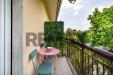 Appartamento in vendita con box a Cusano Milanino in via monte nevoso 19 - 05, Balcone