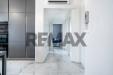 Appartamento in vendita con box a Cusano Milanino in via monte nevoso 19 - 09, Hall / corridoio