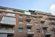 Appartamento in vendita da ristrutturare a Torino in via monte rosa 86 - 03, Edificio all'aperto