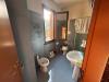 Appartamento in vendita con terrazzo a Iseo in via molino - 08, bagno