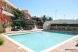 Casa vacanza in vendita con giardino a Villasimius in via stromboli - 08, Residence Palm Village in vendita a Villsimius, Sa