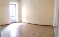 Appartamento bilocale in vendita da ristrutturare a Roma in via delle giunchiglie 51 - centocelle - 03
