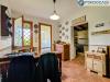 Casa indipendente in vendita con giardino a Montignoso in via foce morta 16 - 09, cucina abitabile