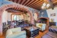 Rustico in vendita con giardino a Castiglione del Lago in via della vittoria 22 - 02, Typical living room with fireplace