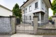 Casa indipendente in vendita con giardino a Busto Arsizio in viale giuseppe borri 18 - 02, Foto 2