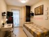 Appartamento in vendita ristrutturato a Roma - 08, CAMERETTA.jpg