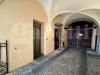 Appartamento in vendita con box a Brescia - 04, cortile (1).jpeg