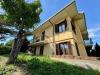 Villa in vendita con giardino a Vigevano - 05, 0038687-WhatsApp_Image_2025-05-15_at_17.jpeg