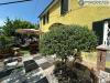 Casa indipendente in vendita con giardino a Montignoso in via roma 88 - 05, estreno