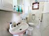 Villa in vendita con giardino a Forte dei Marmi in via catalani - 10, bagno p1