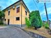 Villa in vendita con giardino a Pietrasanta in via risciolo - 05, facciata