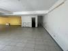 Negozio in vendita a Varese in via lungolago di calcinate 88 - 04, Stanza vuota