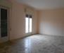 Appartamento in affitto con terrazzo a Valverde in via cali - 02