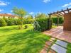 Rustico in vendita con giardino a Capannori in via delle volpi 13 - santa margherita - 03, 12_giardino_pergola_fusca_rif6539
