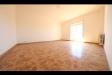 Appartamento bilocale in vendita da ristrutturare a Taranto in via lombardia 49 - rione italia - montegranaro - 03, stanza