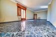 Appartamento in vendita da ristrutturare a Taranto in via f. crispi 39 - 05, Salone