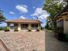 Casa indipendente in vendita con giardino a Cesena in via garampa in monteaguzzo 7592 - 02, IR