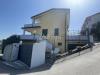 Casa indipendente in vendita con terrazzo a Vezzano Ligure - valeriano - 02, VE404_Villa -semindipendente-su tre livelli- box a