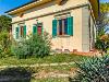 Villa in vendita con giardino a Collesalvetti in via parrana san martino - parrana san martino - 04, giardino ed ingresso piano rialzato