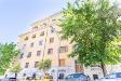 Appartamento bilocale in vendita da ristrutturare a Roma in via di s. angela merici 16 - 04, 4