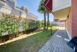 Casa indipendente in vendita con giardino a Nichelino in via fratelli cervi 19 - 06, Giardino